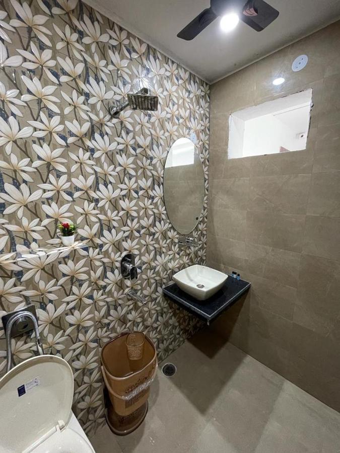 Bed and Breakfast The Bubbles Амритсар Экстерьер фото
