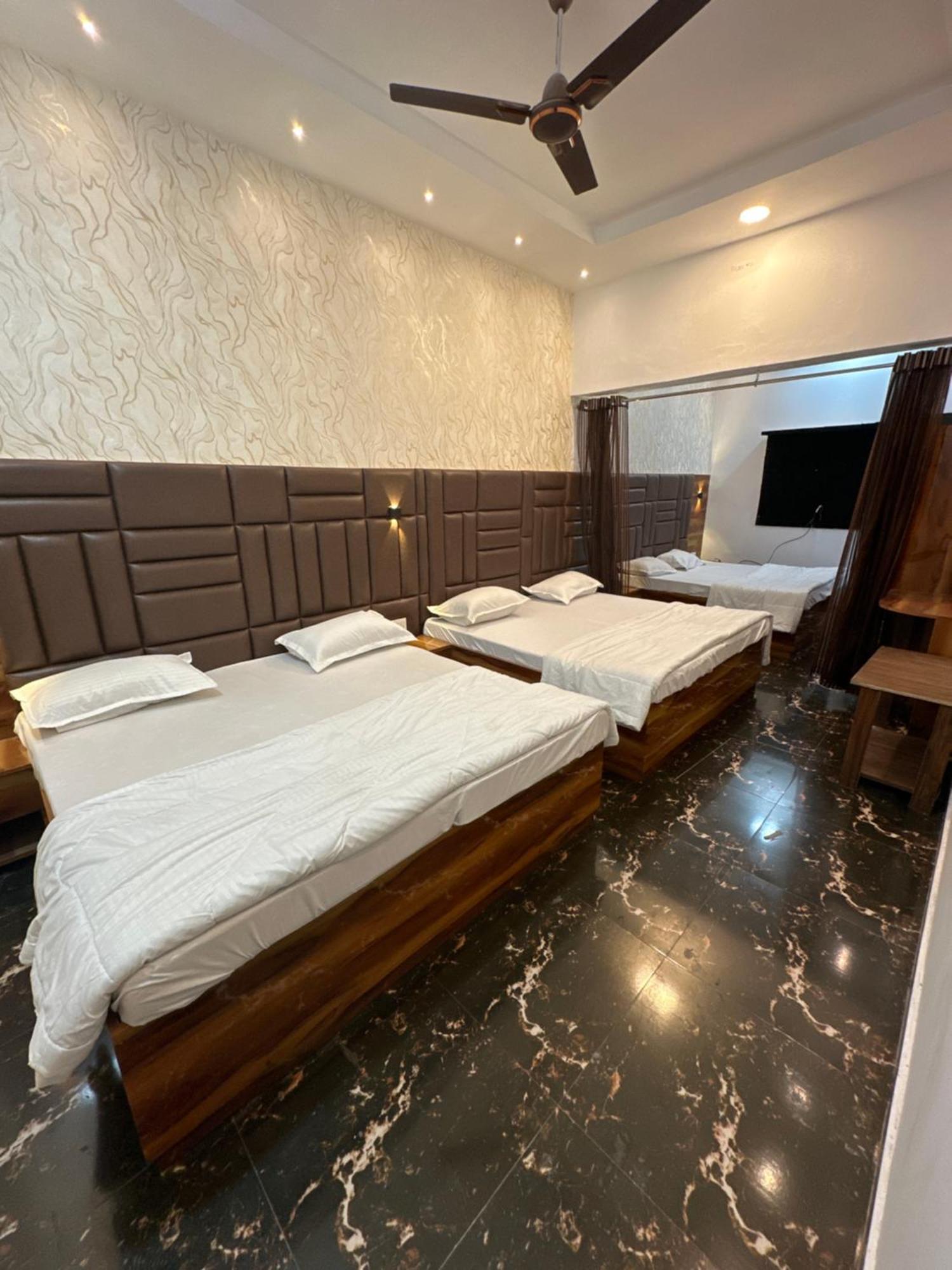 Bed and Breakfast The Bubbles Амритсар Экстерьер фото